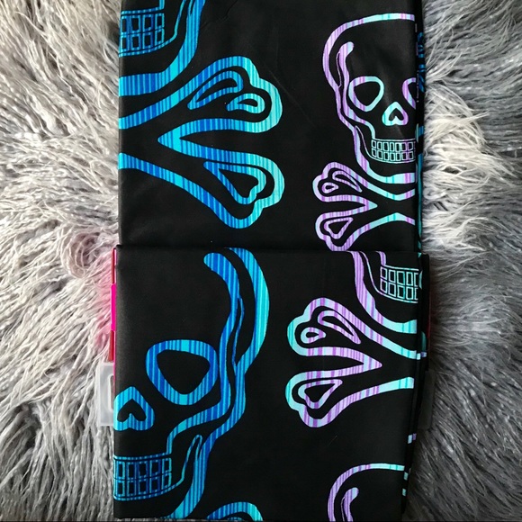 Betsey Johnson Skull Black & Purple Shower Curtain - Picture 7 of 8